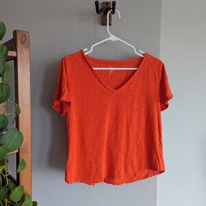 Old Navy Everywear V-neck Tshirt, Size Medium Petite